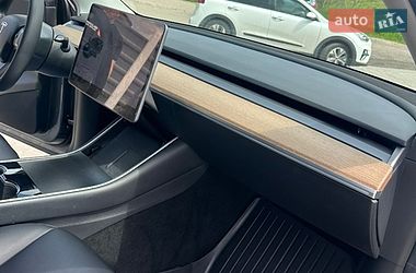 Позашляховик / Кросовер Tesla Model Y 2020 в Рівному