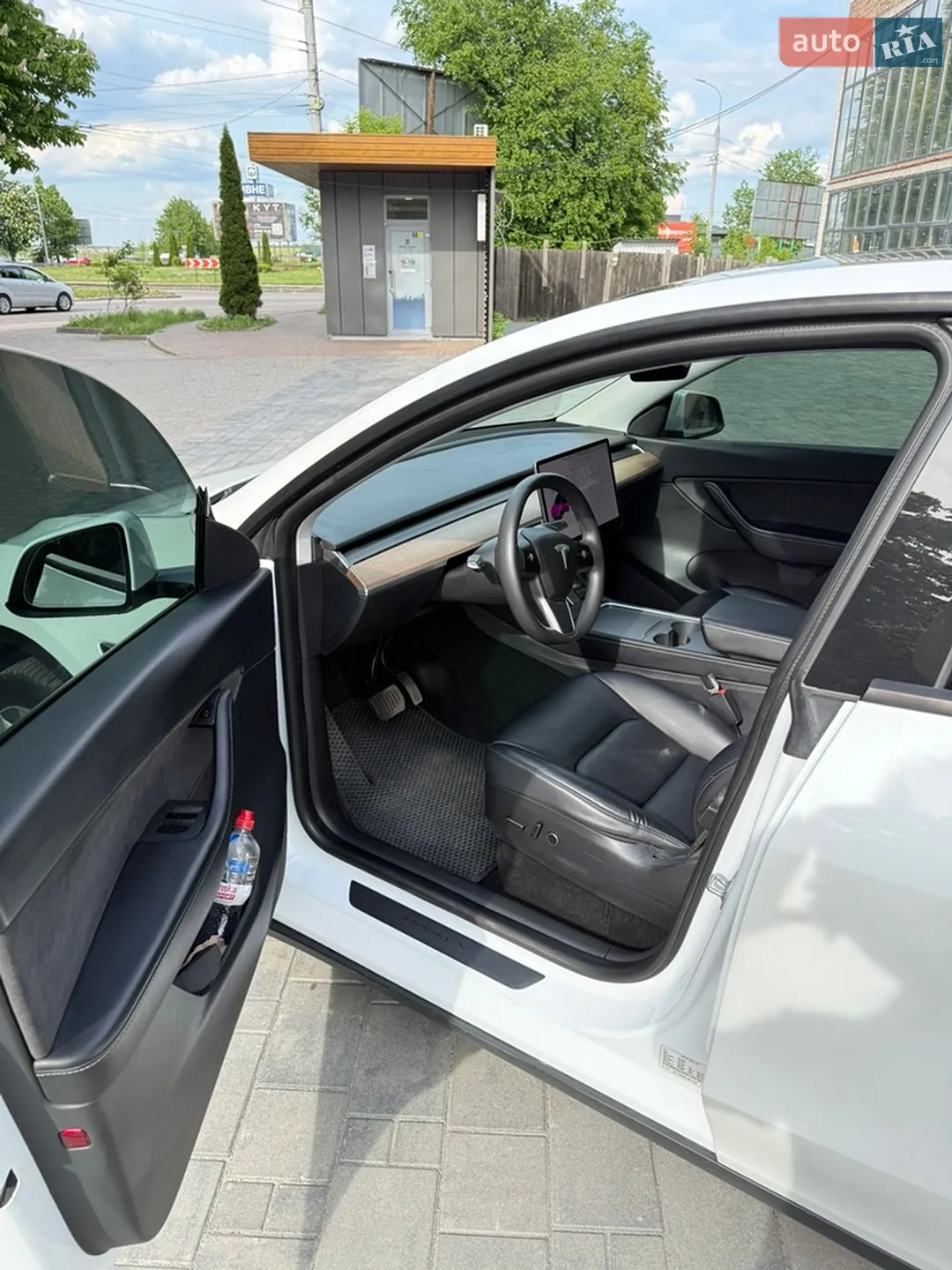 2021 Tesla Model Y - мініатюра 9