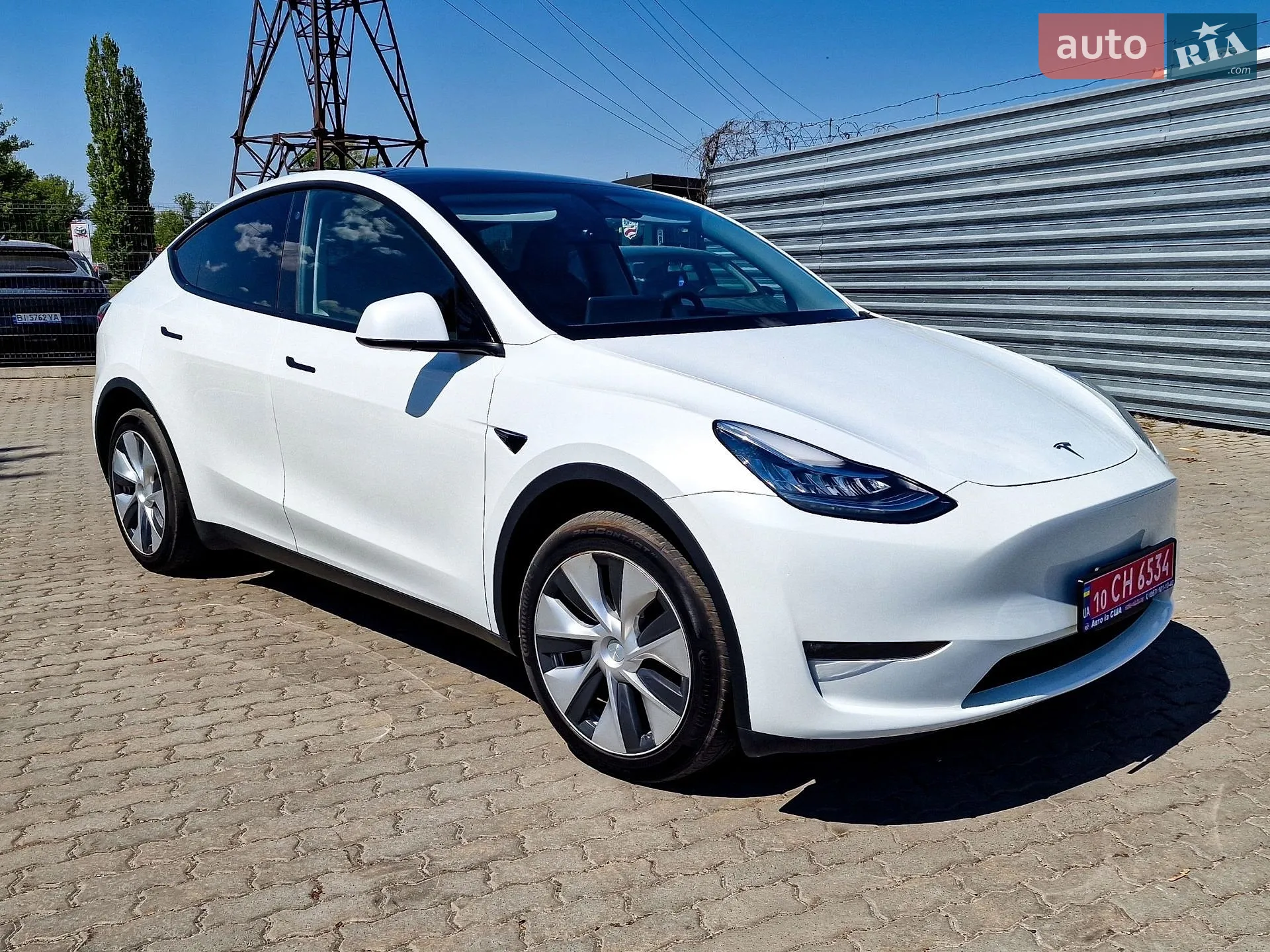 2023 Tesla Model Y - мініатюра 3
