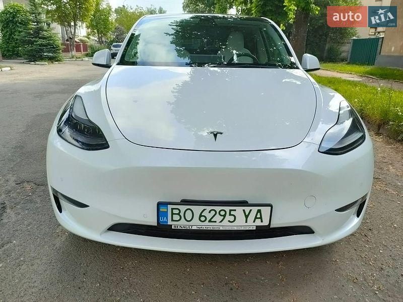 Внедорожник / Кроссовер Tesla Model Y 2021 в Тернополе