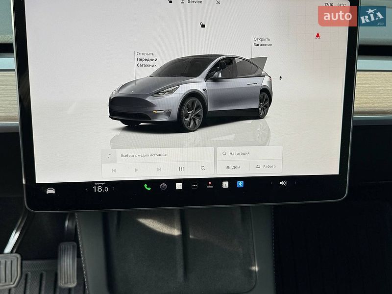 Внедорожник / Кроссовер Tesla Model Y 2024 в Киеве