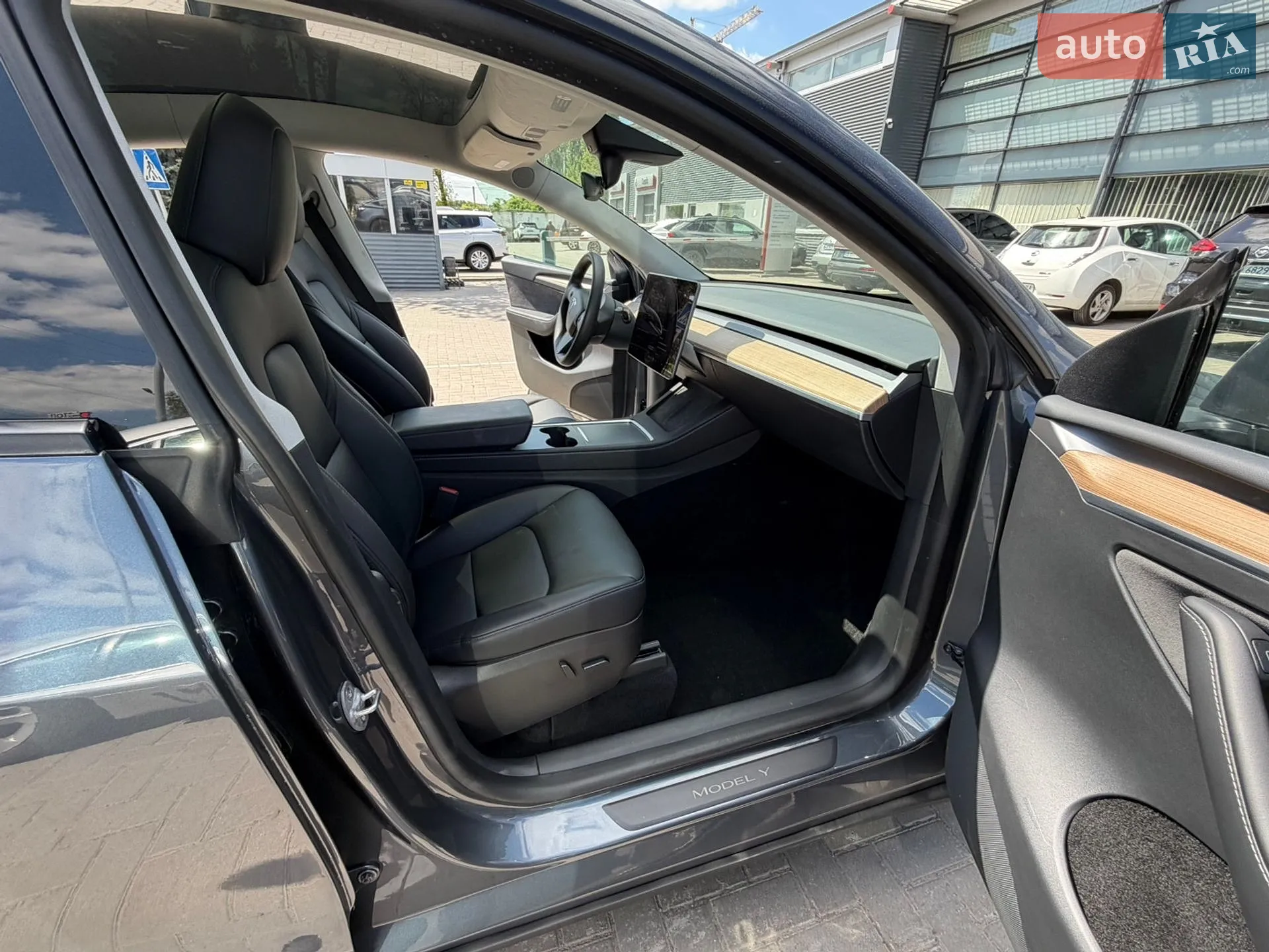 2022 Tesla Model Y - мініатюра 9