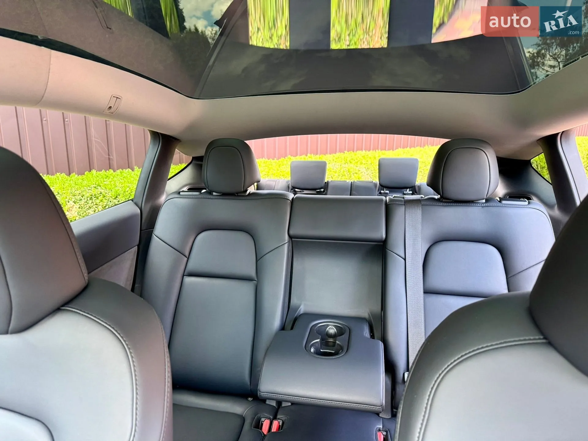 2024 Tesla Model Y - мініатюра 20
