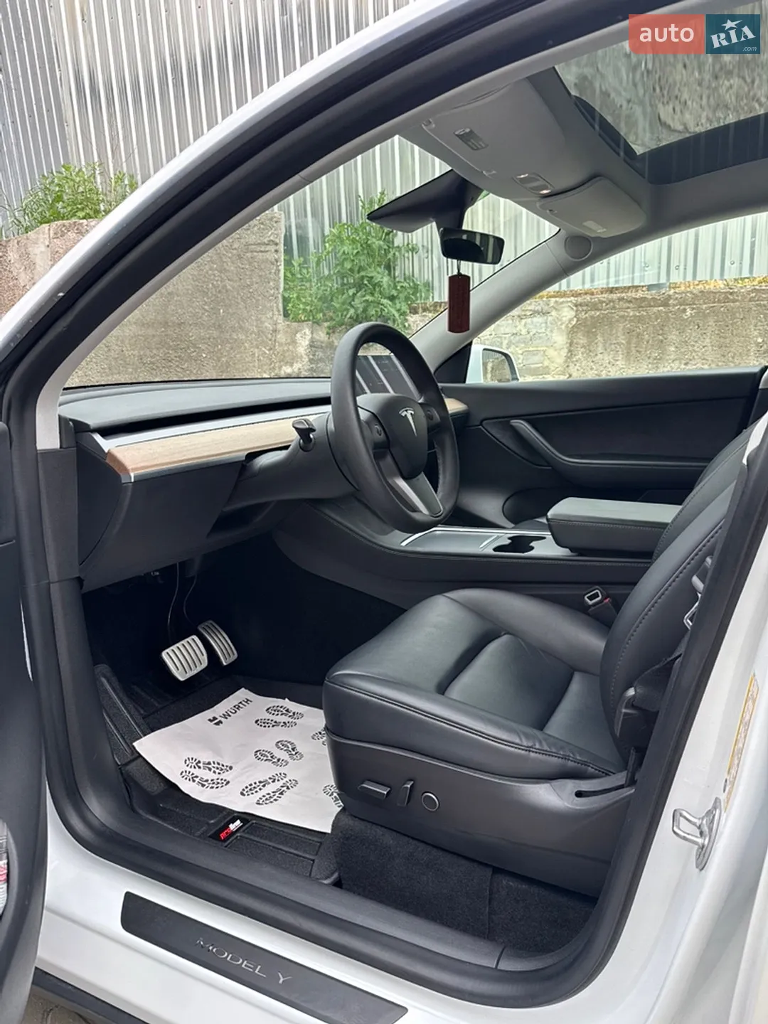 2022 Tesla Model Y - мініатюра 9