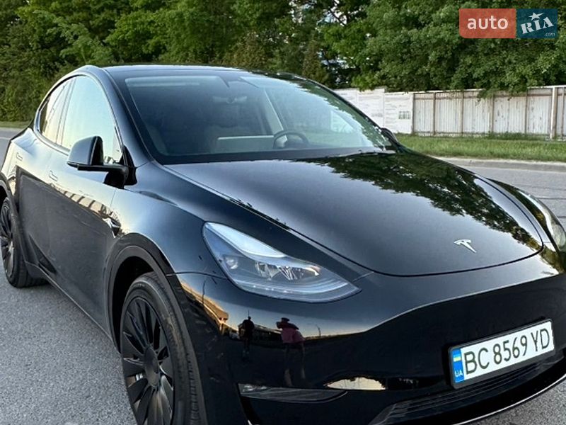 Позашляховик / Кросовер Tesla Model Y 2023 в Львові