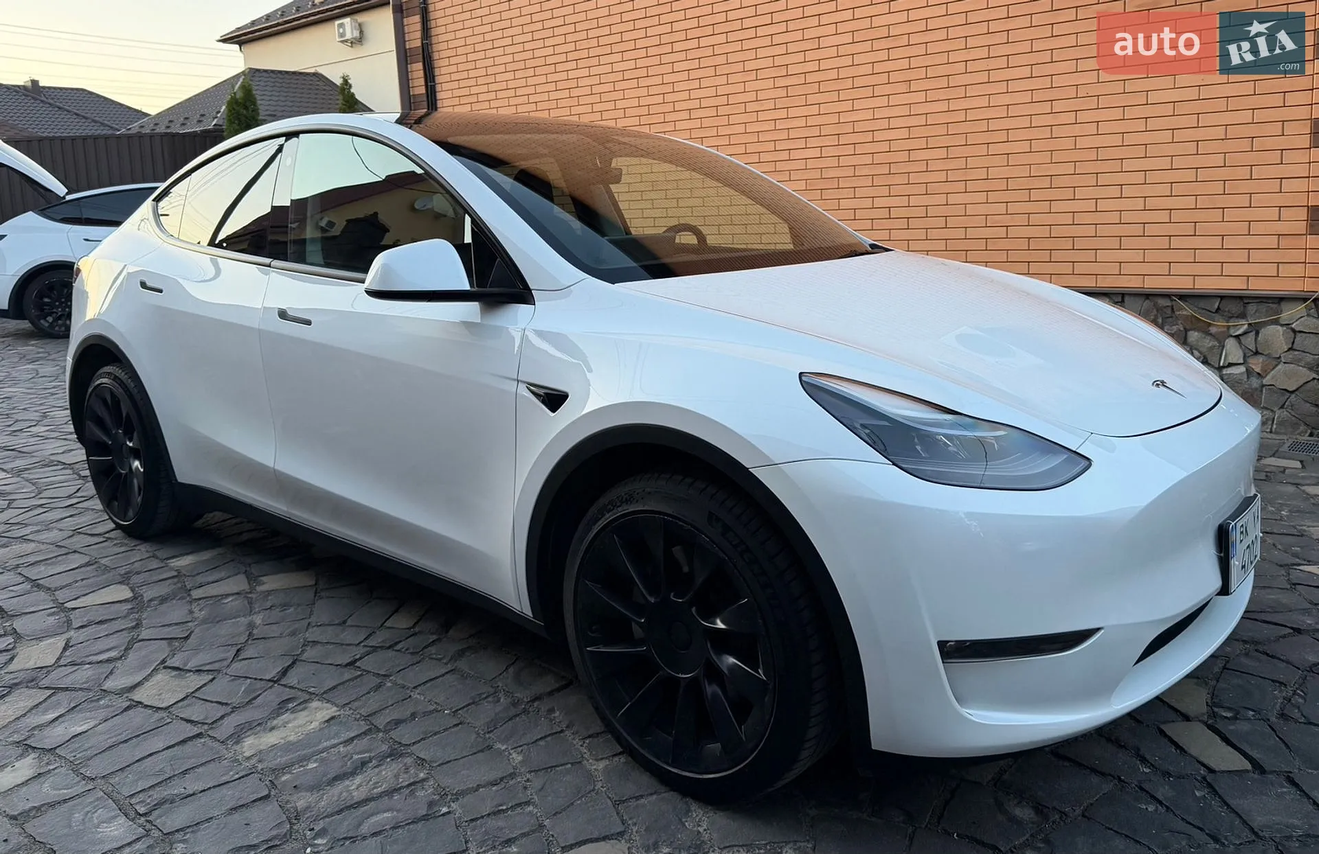 2023 Tesla Model Y - мініатюра 2