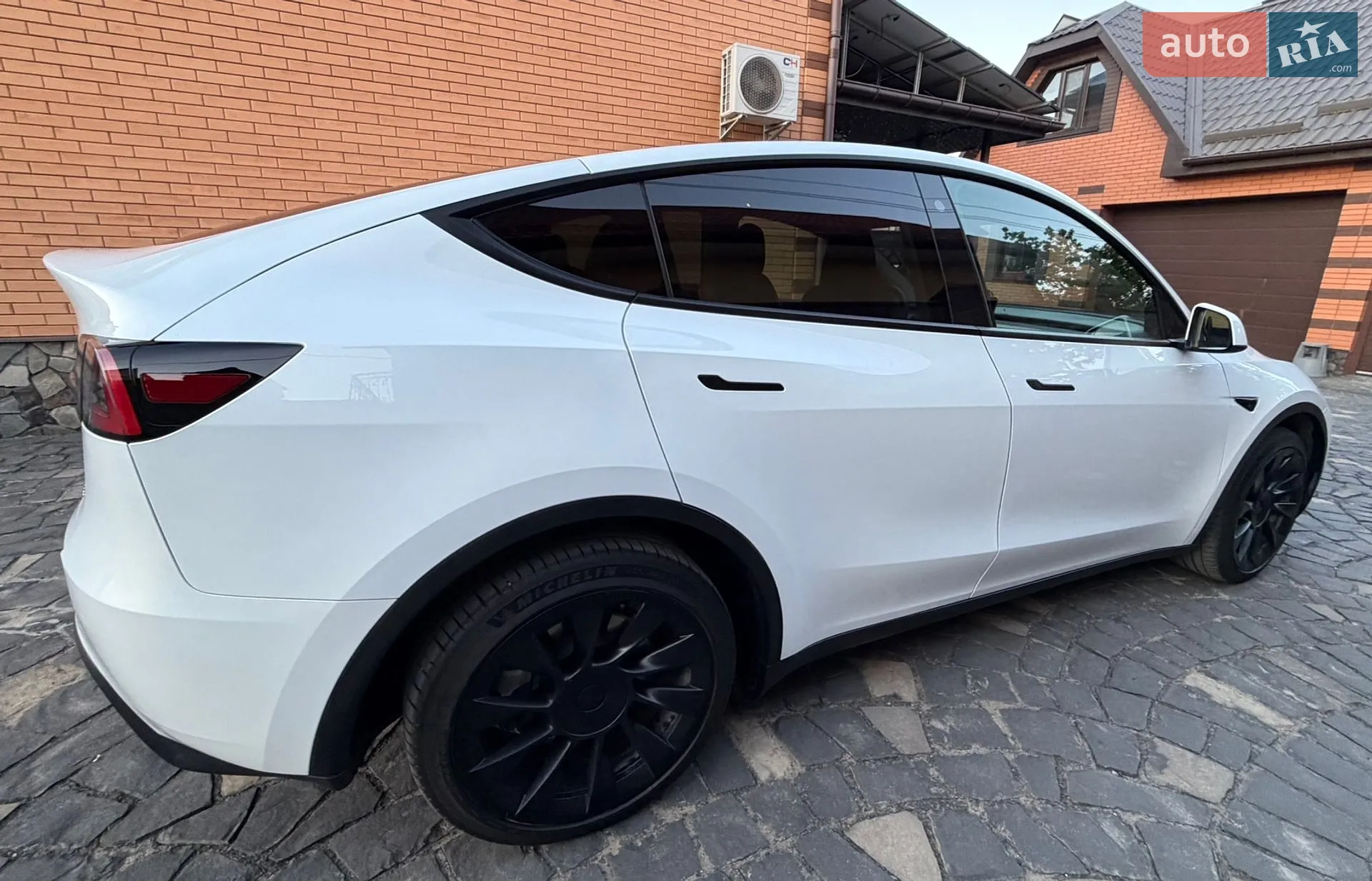 2023 Tesla Model Y - мініатюра 6