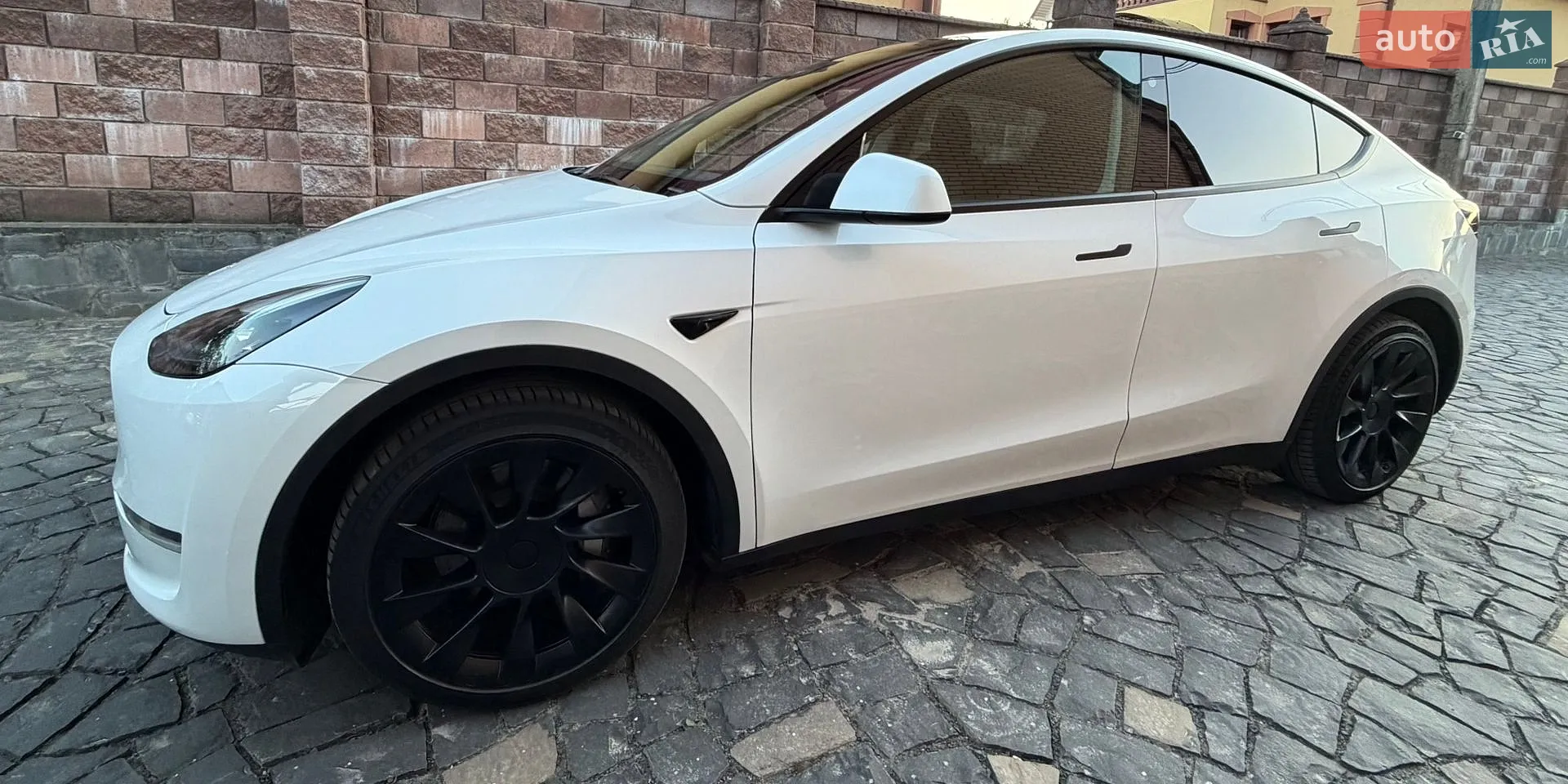 2023 Tesla Model Y - мініатюра 9