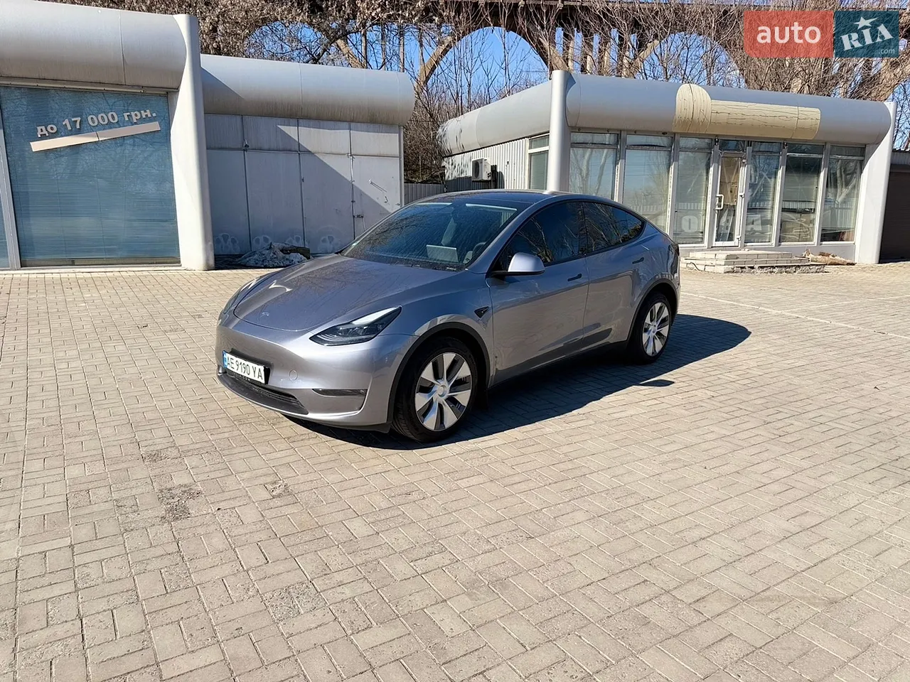 2024 Tesla Model Y - мініатюра 22