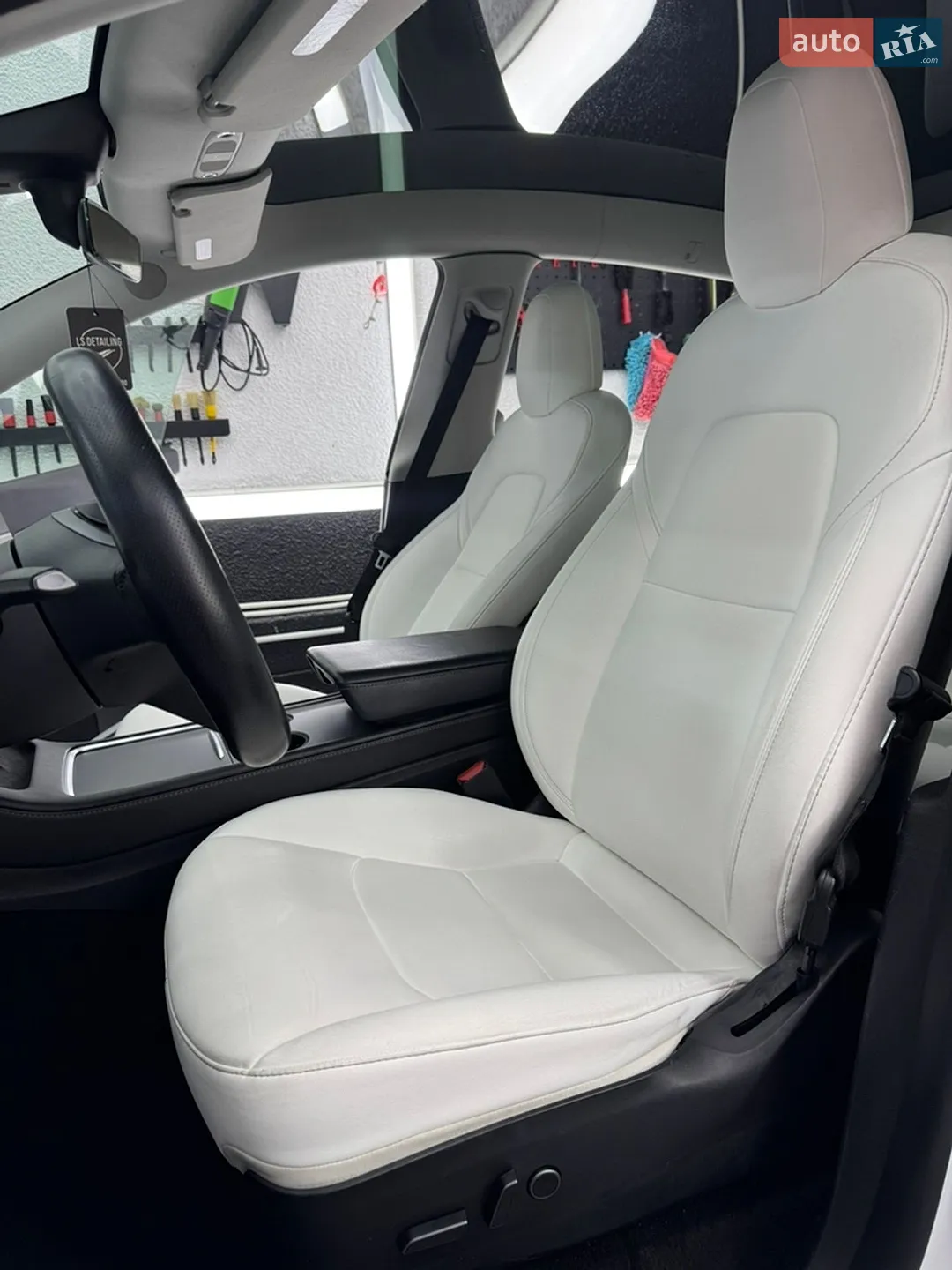 2022 Tesla Model Y - мініатюра 11