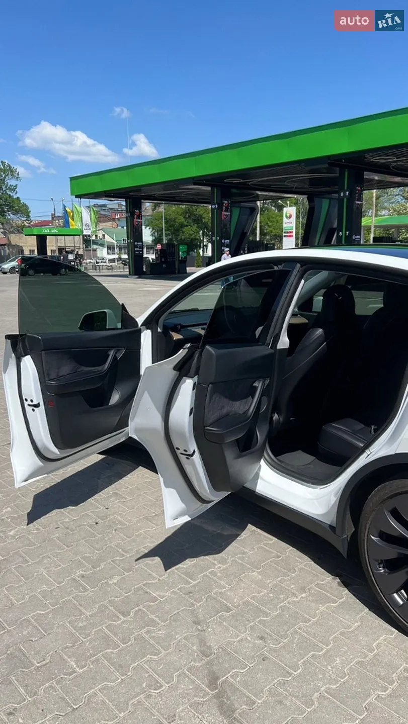 2021 Tesla Model Y - мініатюра 13