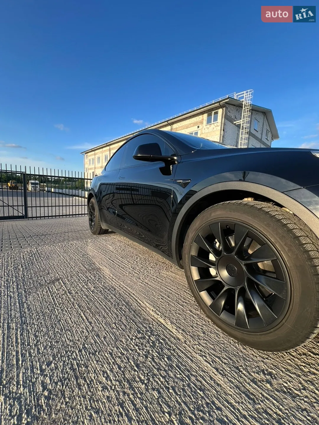 2021 Tesla Model Y - мініатюра 8
