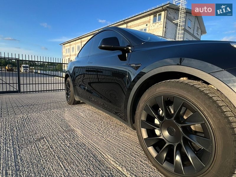 Внедорожник / Кроссовер Tesla Model Y 2021 в Виннице