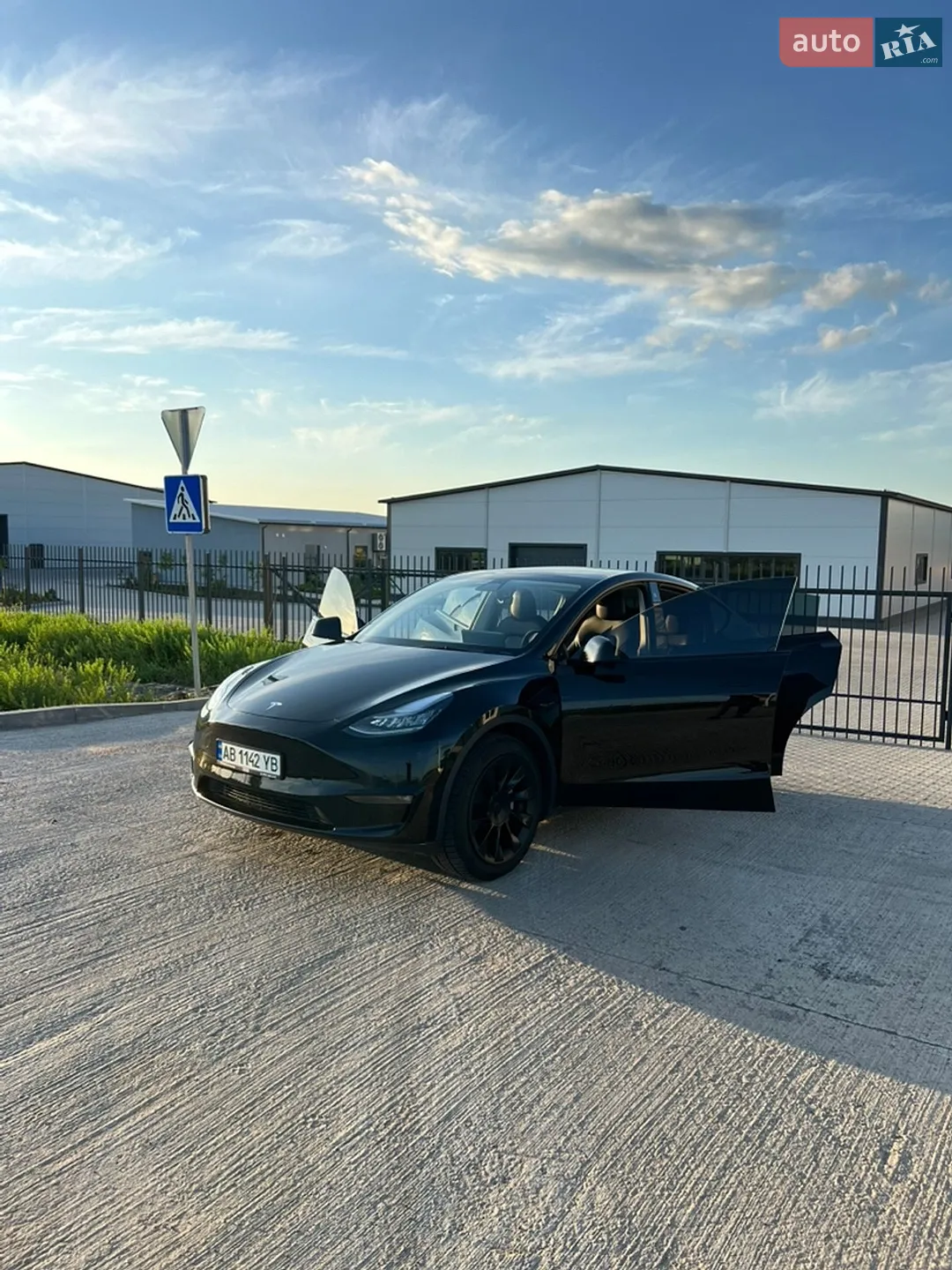2021 Tesla Model Y - мініатюра 13