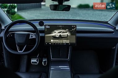 Позашляховик / Кросовер Tesla Model Y 2025 в Львові
