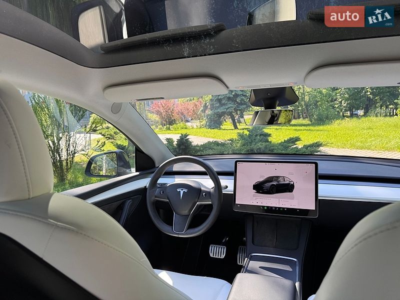 Внедорожник / Кроссовер Tesla Model Y 2024 в Виннице