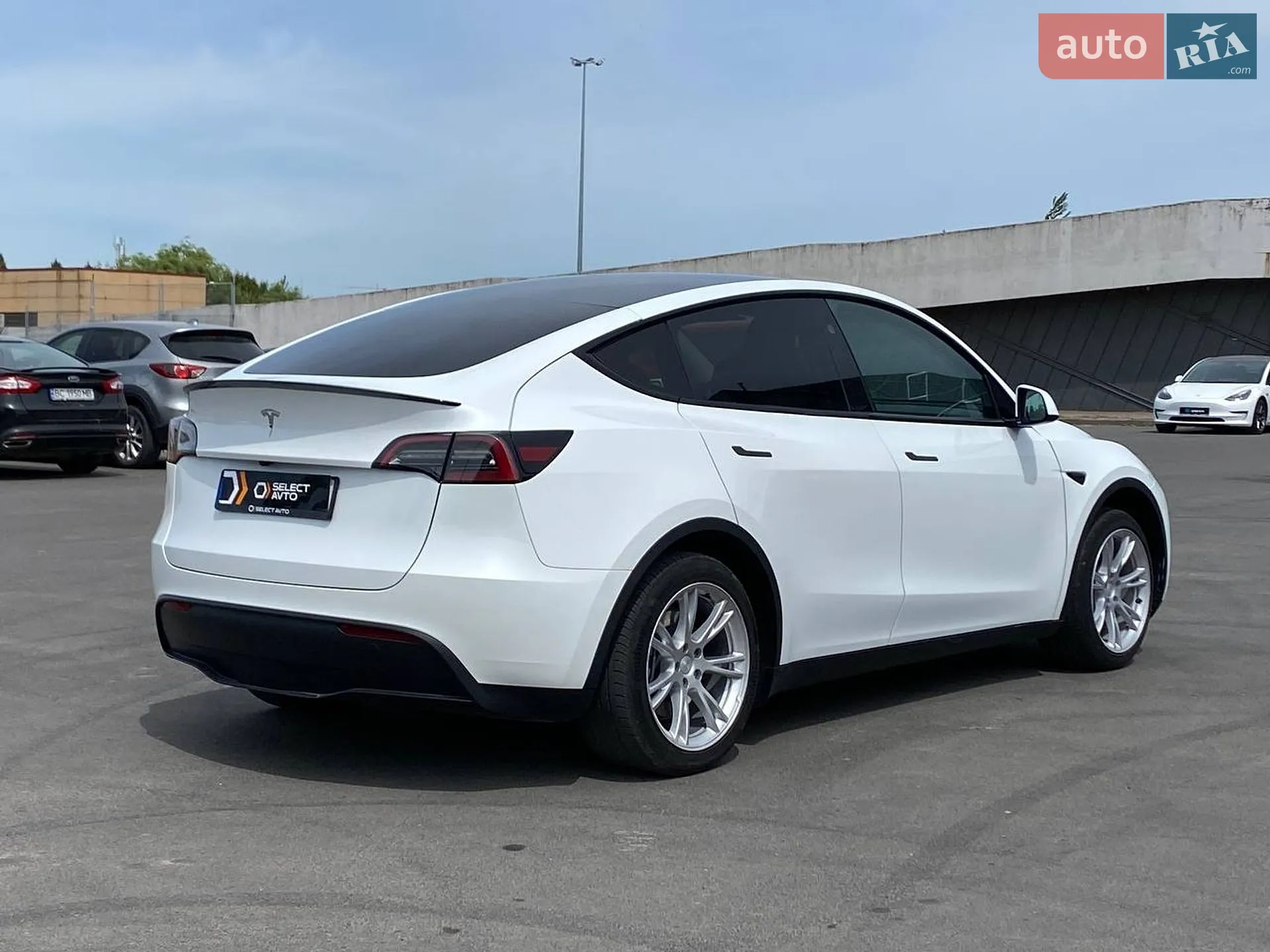 2023 Tesla Model Y - мініатюра 4