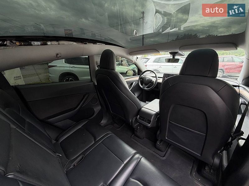 Позашляховик / Кросовер Tesla Model Y 2022 в Луцьку