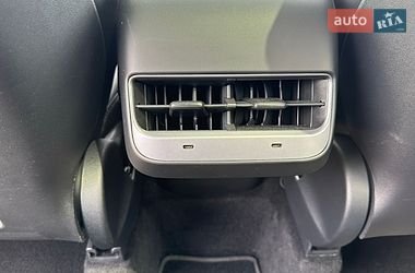 Внедорожник / Кроссовер Tesla Model Y 2022 в Луцке