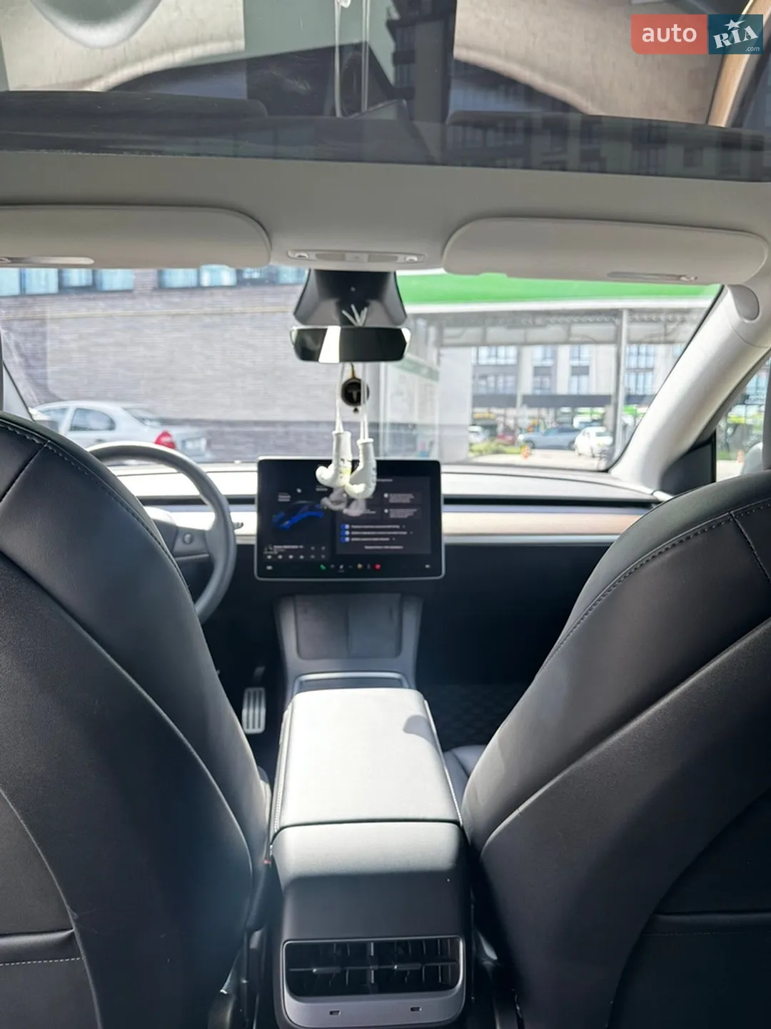 2023 Tesla Model Y - мініатюра 24