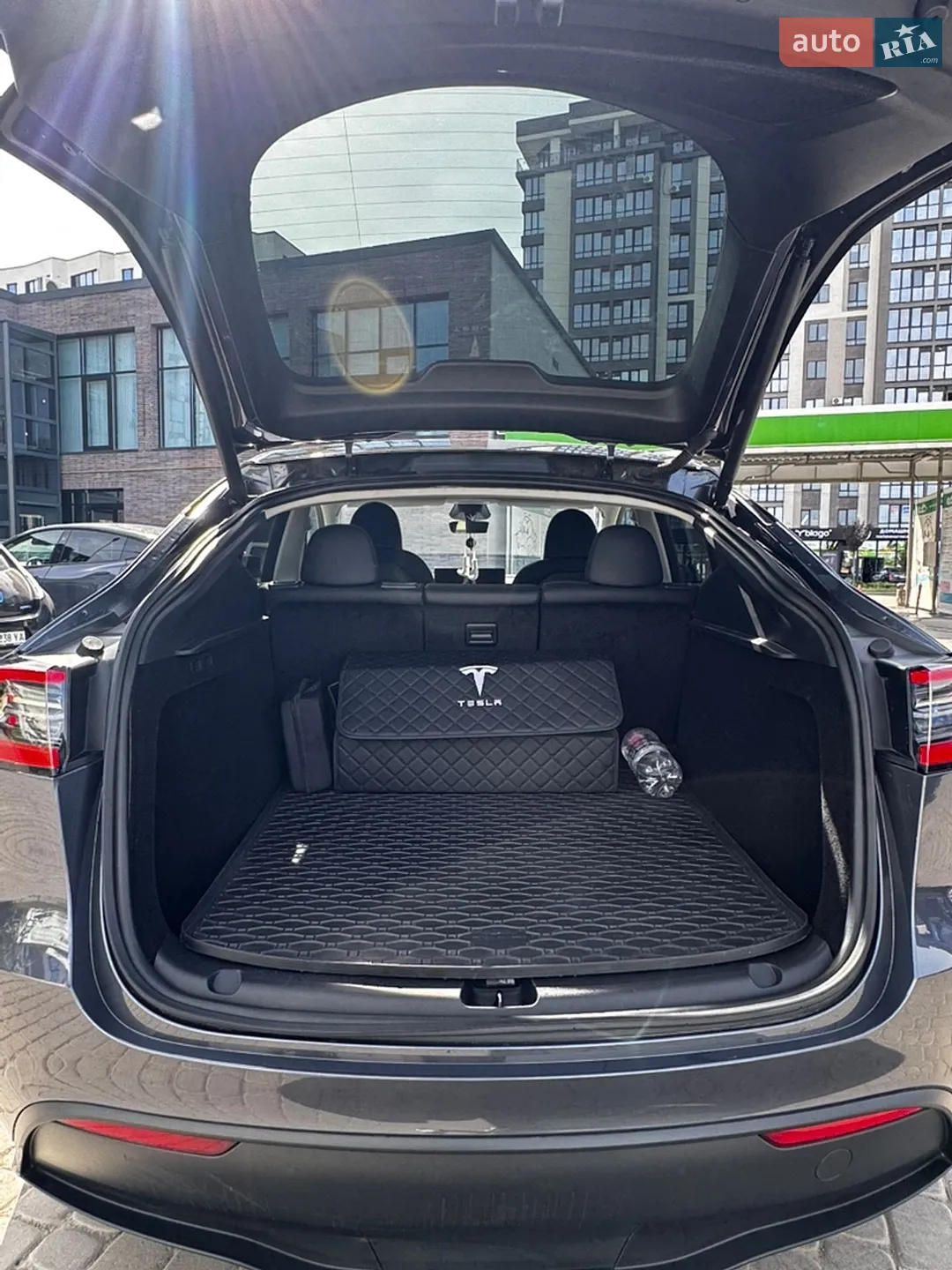 2023 Tesla Model Y - мініатюра 38