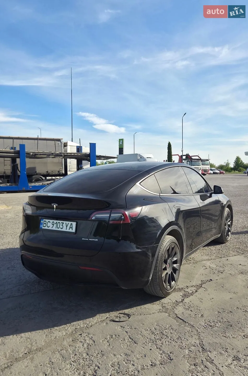 2020 Tesla Model Y - мініатюра 2