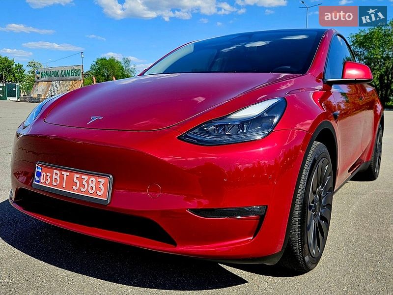 Позашляховик / Кросовер Tesla Model Y 2024 в Дніпрі
