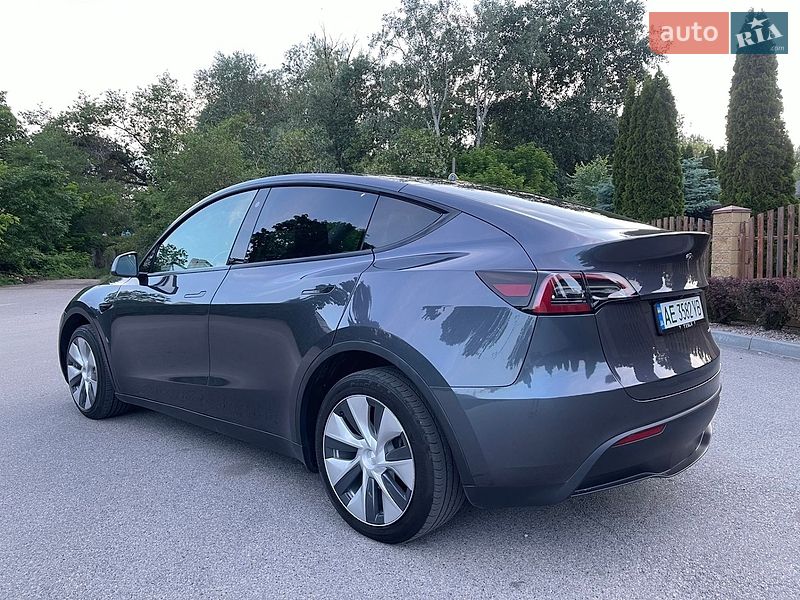 Внедорожник / Кроссовер Tesla Model Y 2023 в Днепре