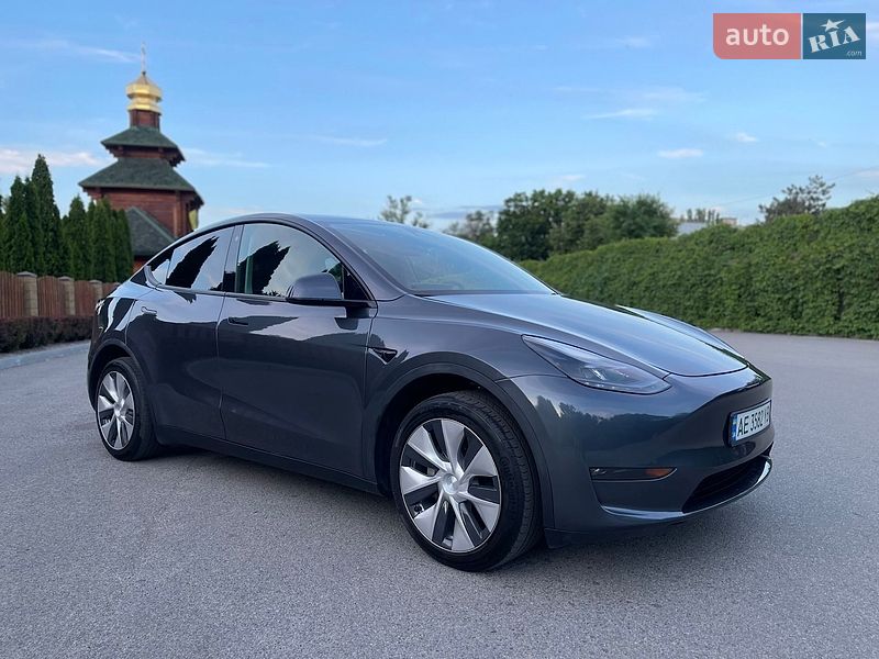 Внедорожник / Кроссовер Tesla Model Y 2023 в Днепре