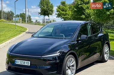 Внедорожник / Кроссовер Tesla Model Y 2025 в Киеве