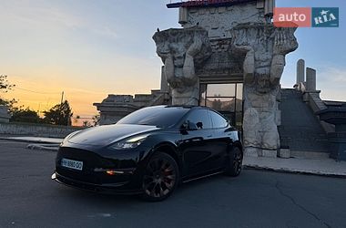 Внедорожник / Кроссовер Tesla Model Y 2023 в Великодолинском