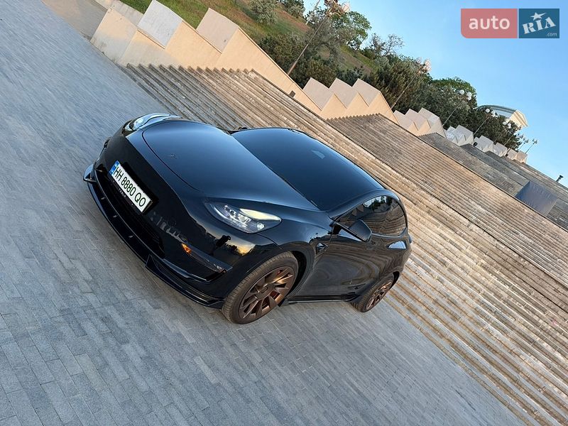 Внедорожник / Кроссовер Tesla Model Y 2023 в Великодолинском