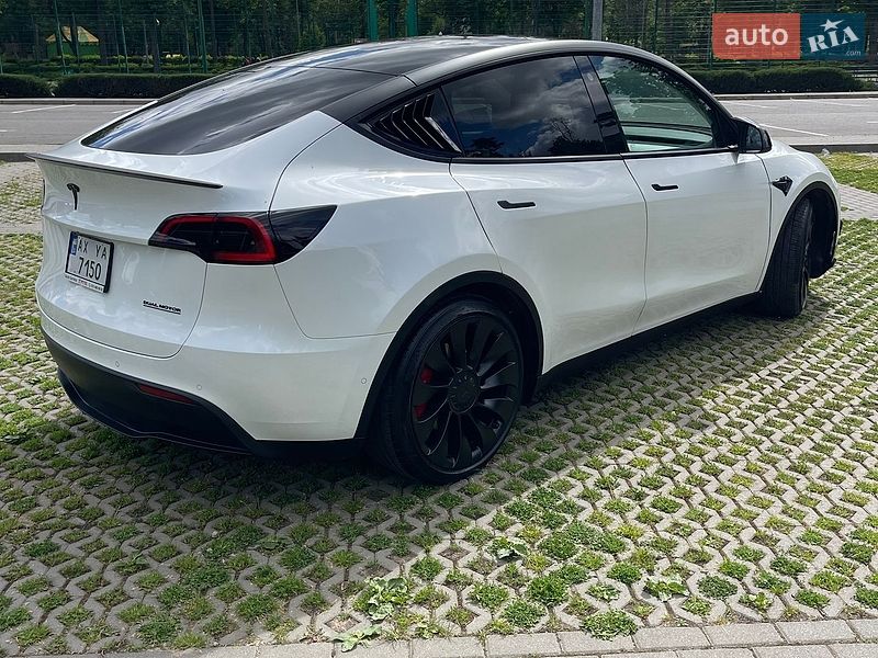 Внедорожник / Кроссовер Tesla Model Y 2022 в Харькове