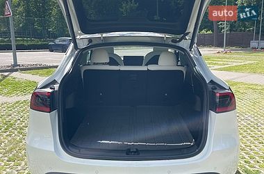 Внедорожник / Кроссовер Tesla Model Y 2022 в Харькове