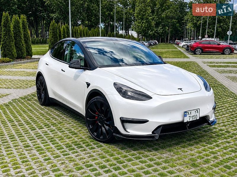 Внедорожник / Кроссовер Tesla Model Y 2022 в Харькове