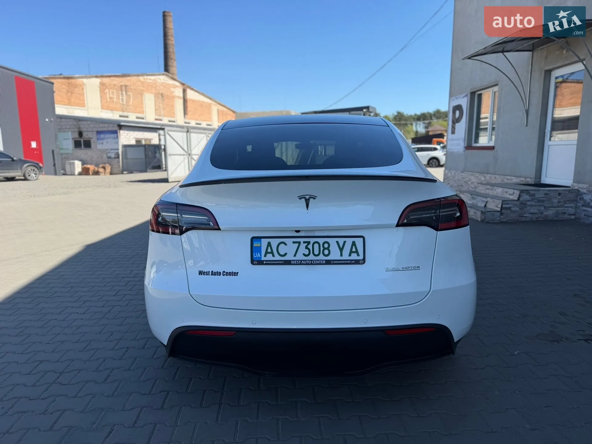 2022 Tesla Model Y - мініатюра 6