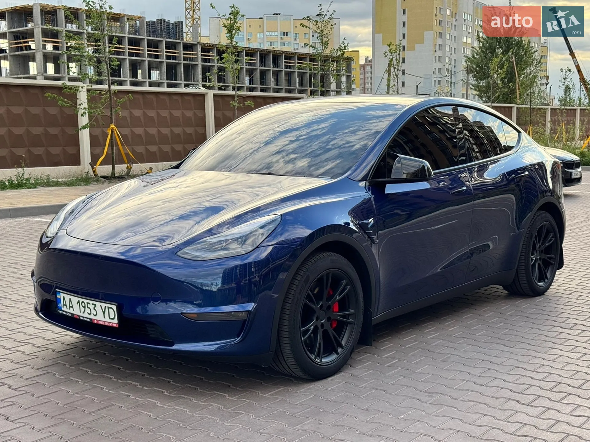 2023 Tesla Model Y - мініатюра 2