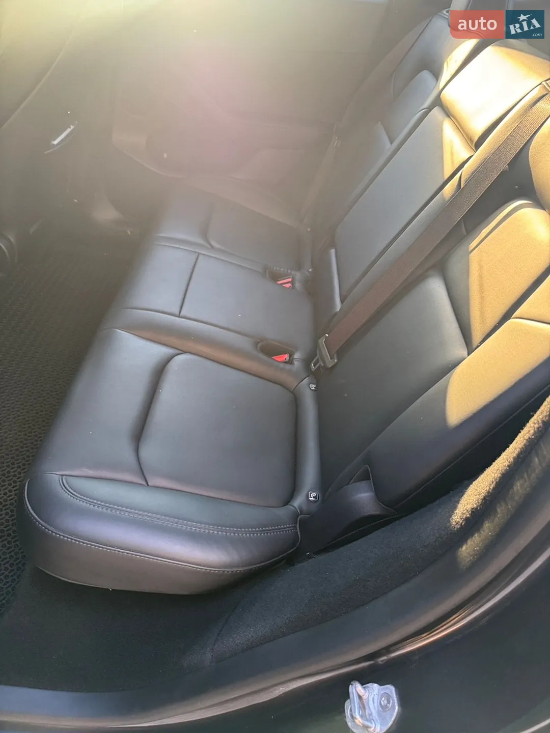 2024 Tesla Model Y - мініатюра 12
