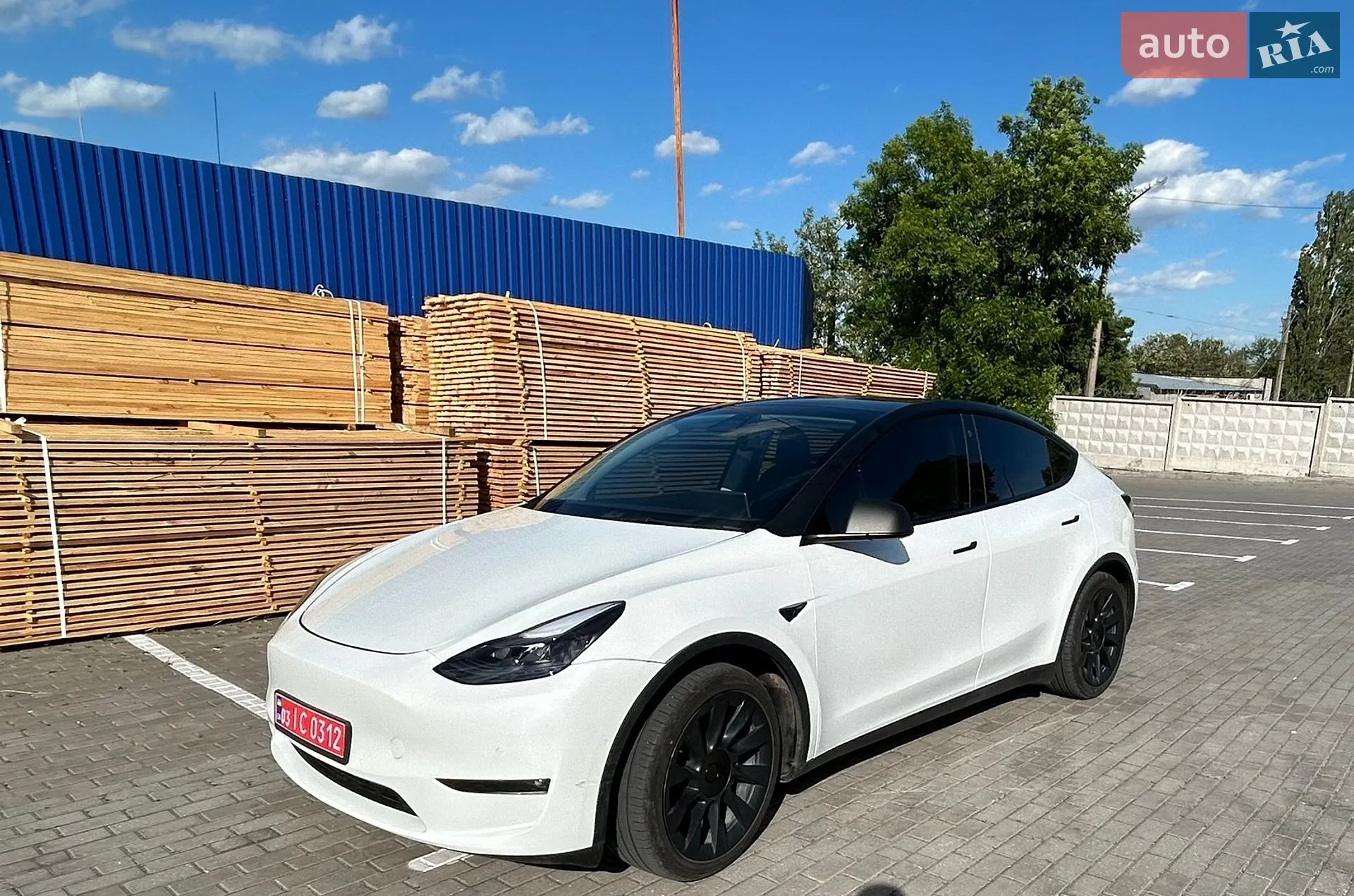 2022 Tesla Model Y - мініатюра 5