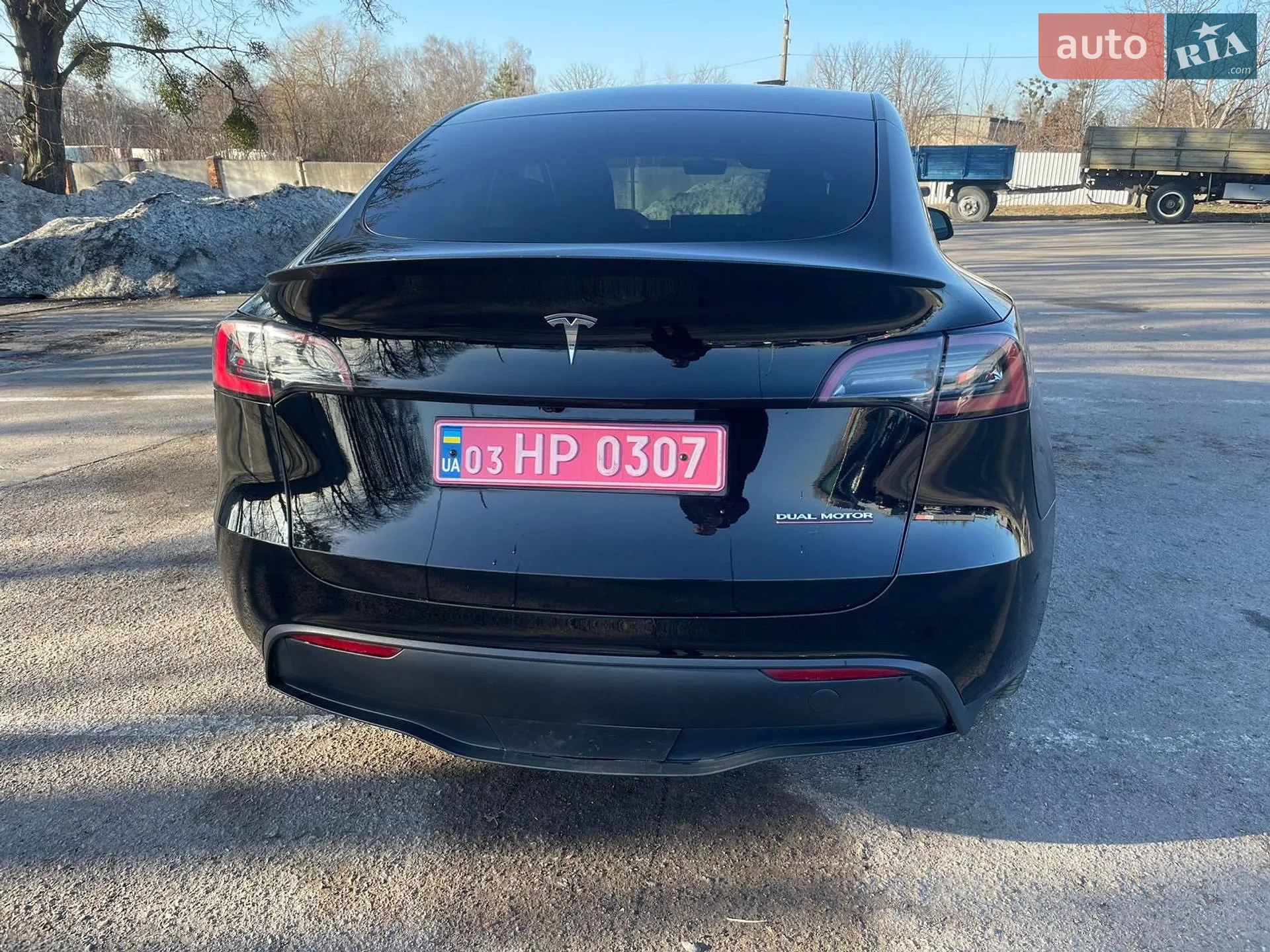 2024 Tesla Model Y - мініатюра 8