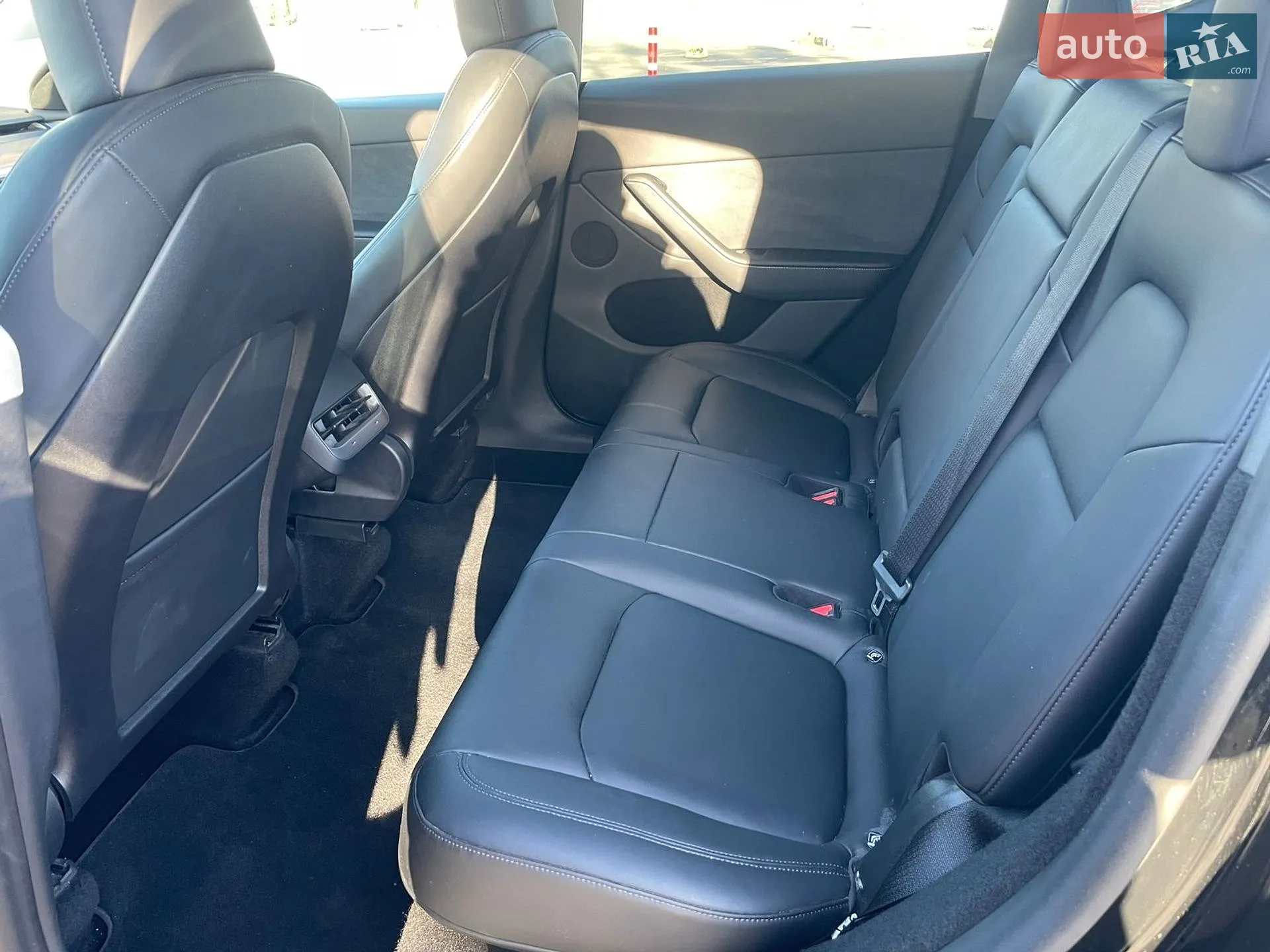2024 Tesla Model Y - мініатюра 13