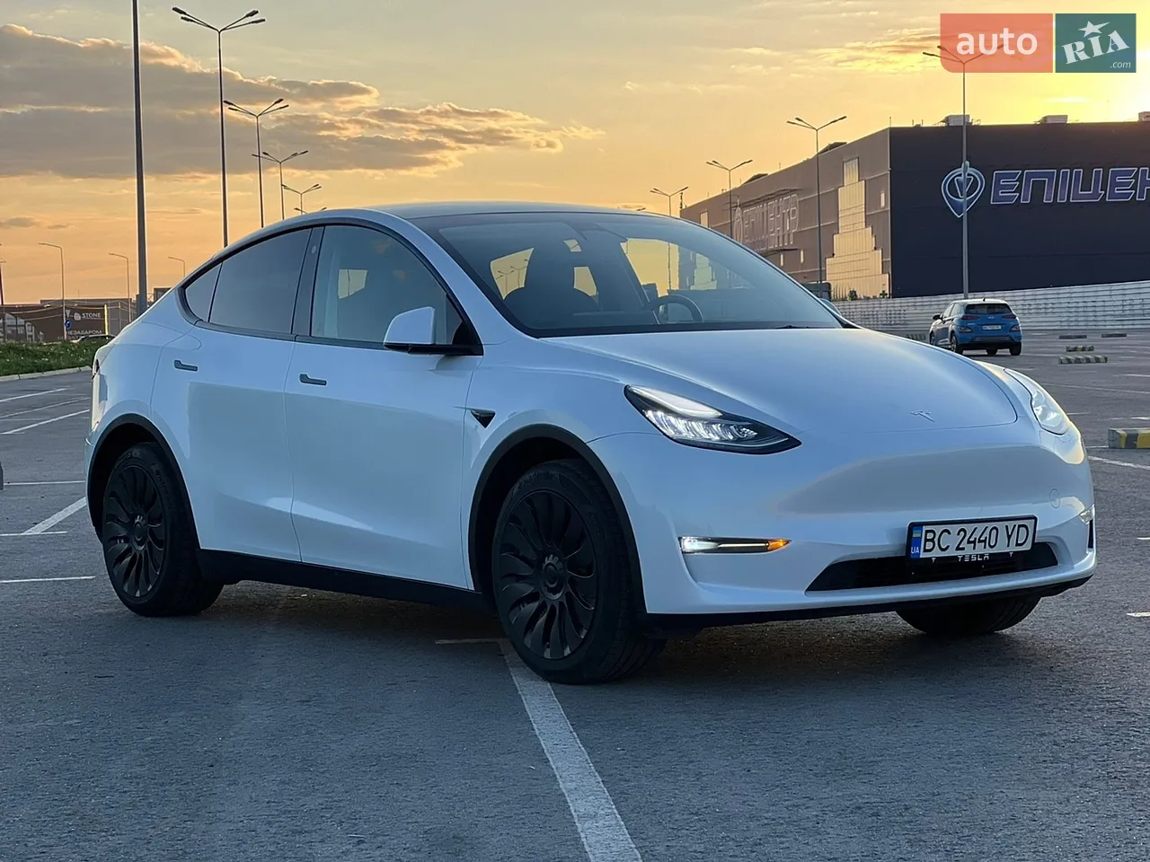 2022 Tesla Model Y - мініатюра 14
