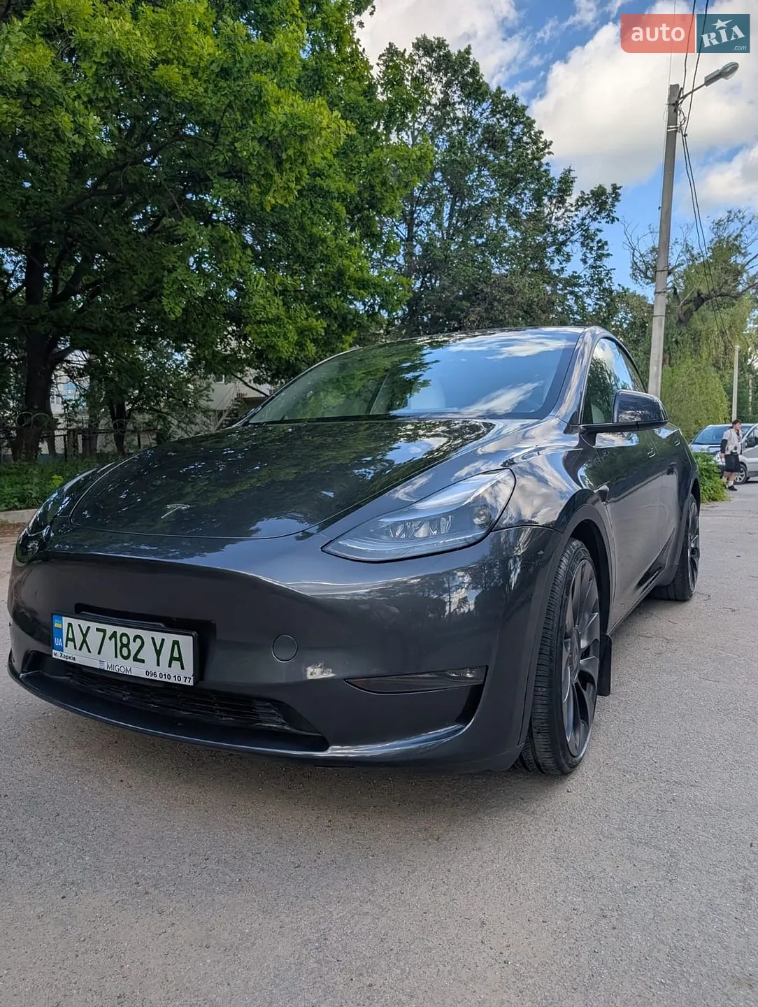 Tesla Model Y 2024 VIN 7SAYGDEF3RA312959 фото оголошення 2 з 27
