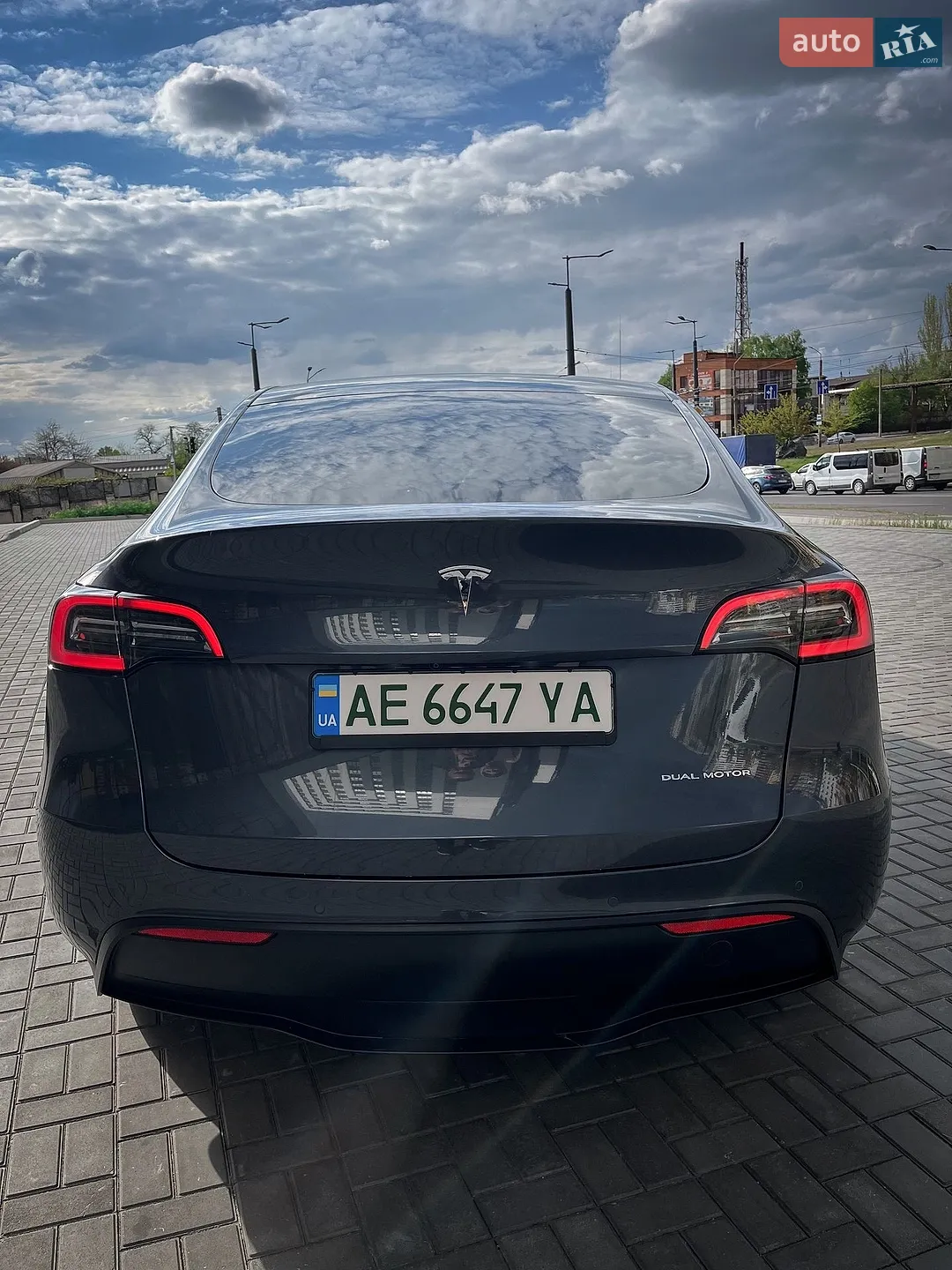 2021 Tesla Model Y - мініатюра 8
