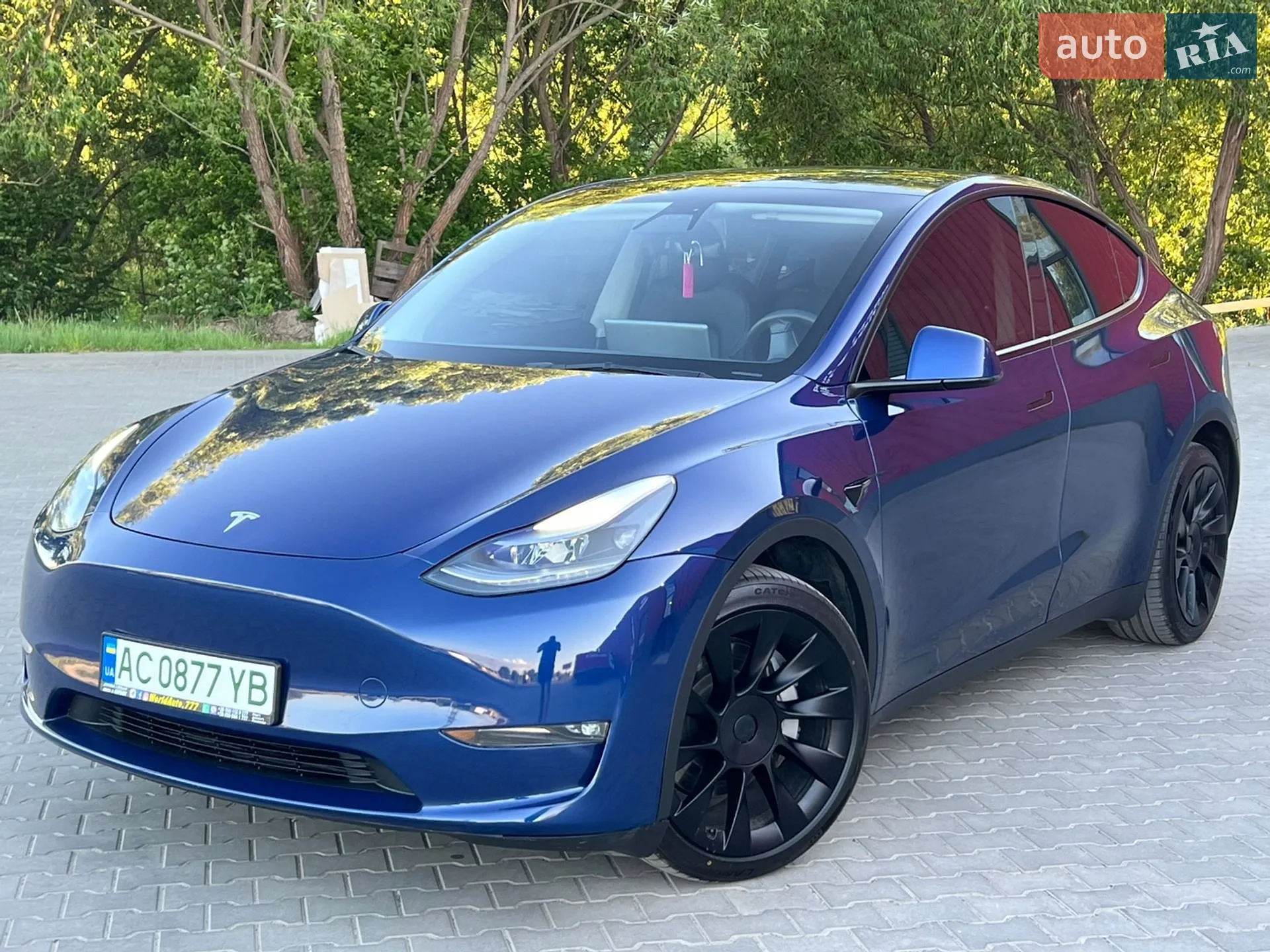 2023 Tesla Model Y - мініатюра 3