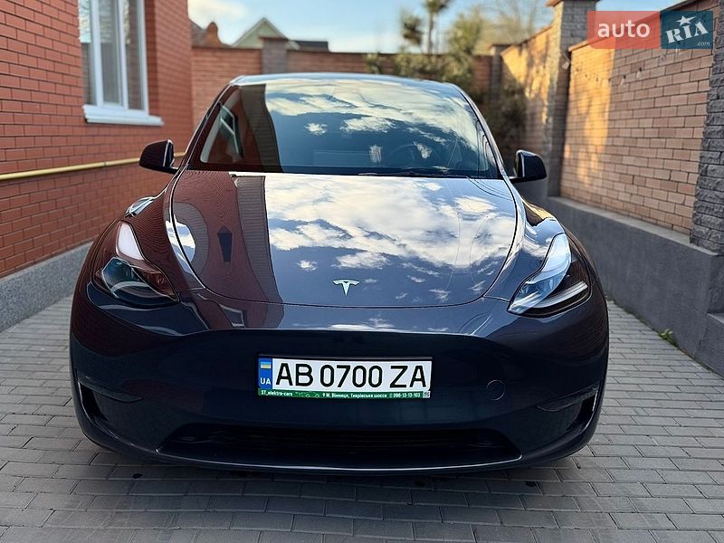 Внедорожник / Кроссовер Tesla Model Y 2023 в Виннице