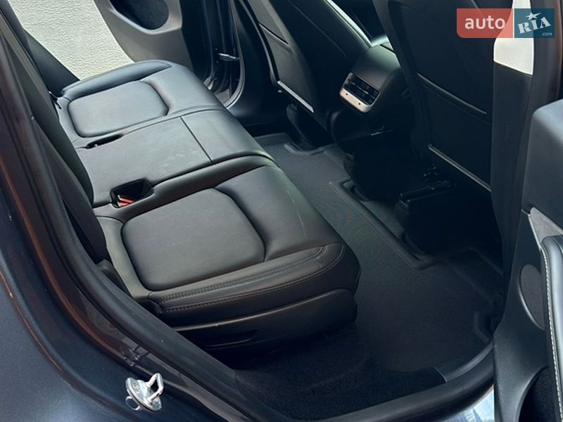 Внедорожник / Кроссовер Tesla Model Y 2023 в Виннице