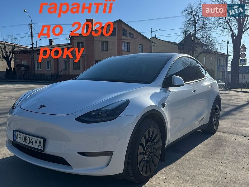 Tesla Model Y 2022