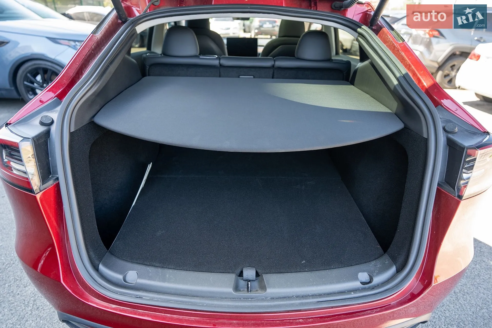 2024 Tesla Model Y - мініатюра 22