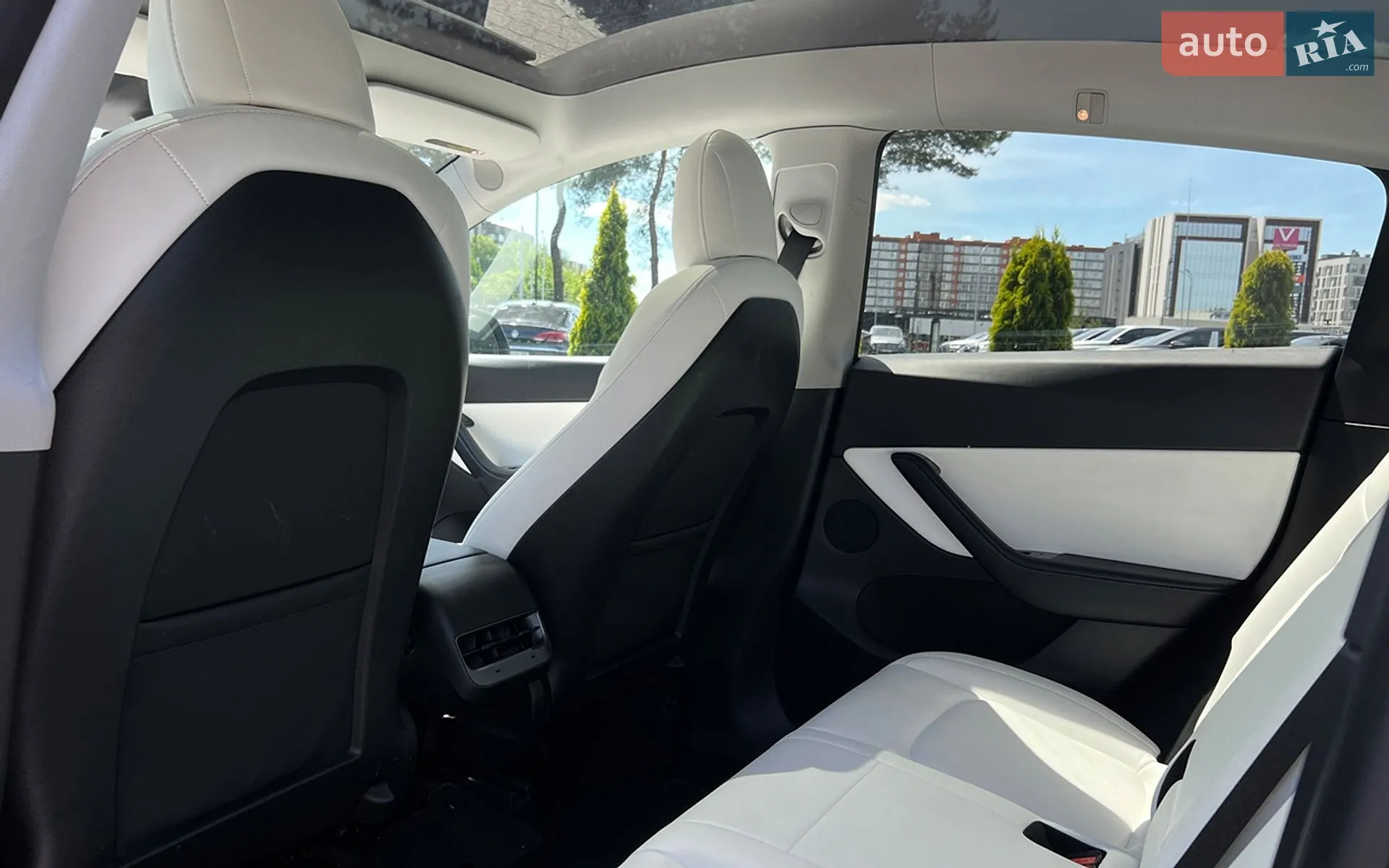 2020 Tesla Model Y - мініатюра 19